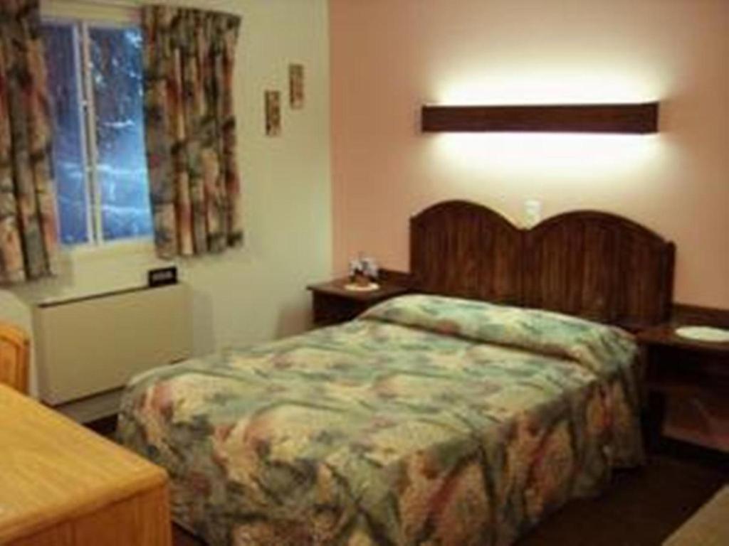 Auberge Mountain View Inn Монт-Тремблант Стая снимка