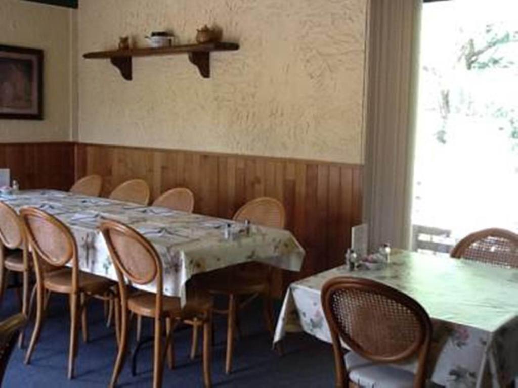 Auberge Mountain View Inn Монт-Тремблант Екстериор снимка