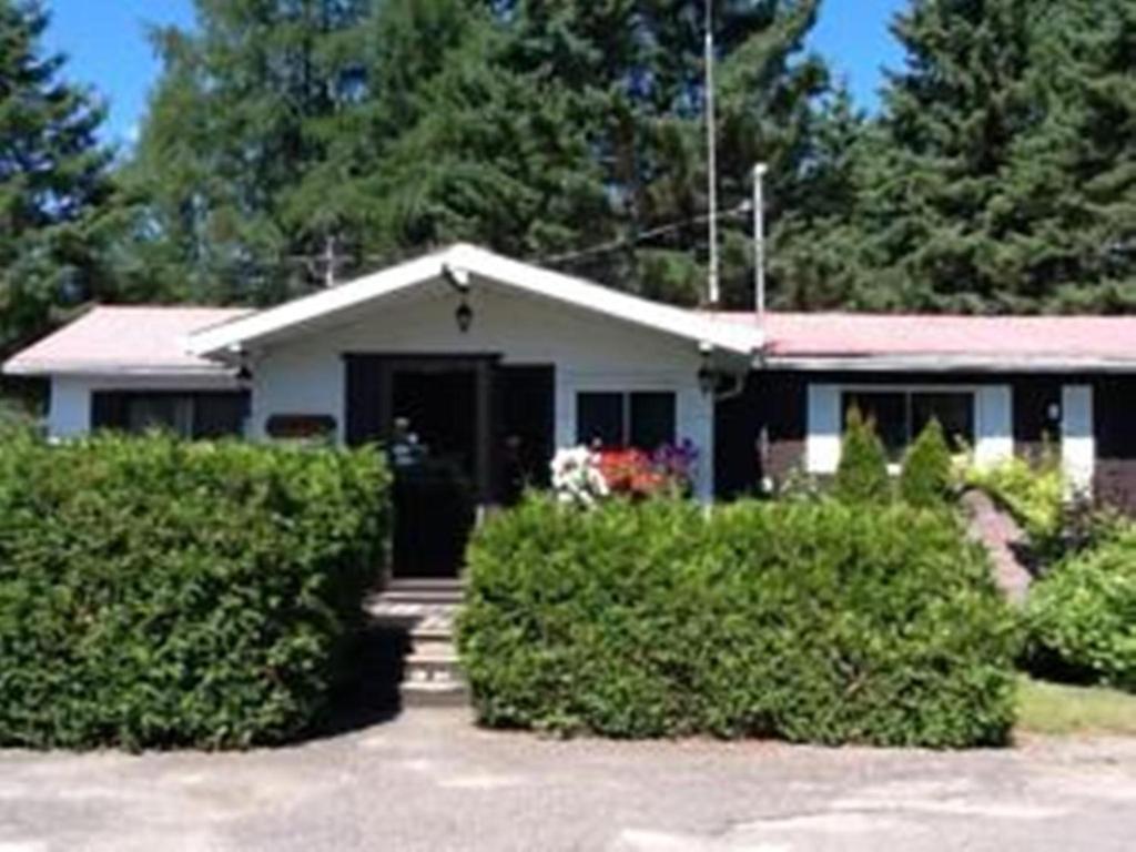 Auberge Mountain View Inn Монт-Тремблант Екстериор снимка