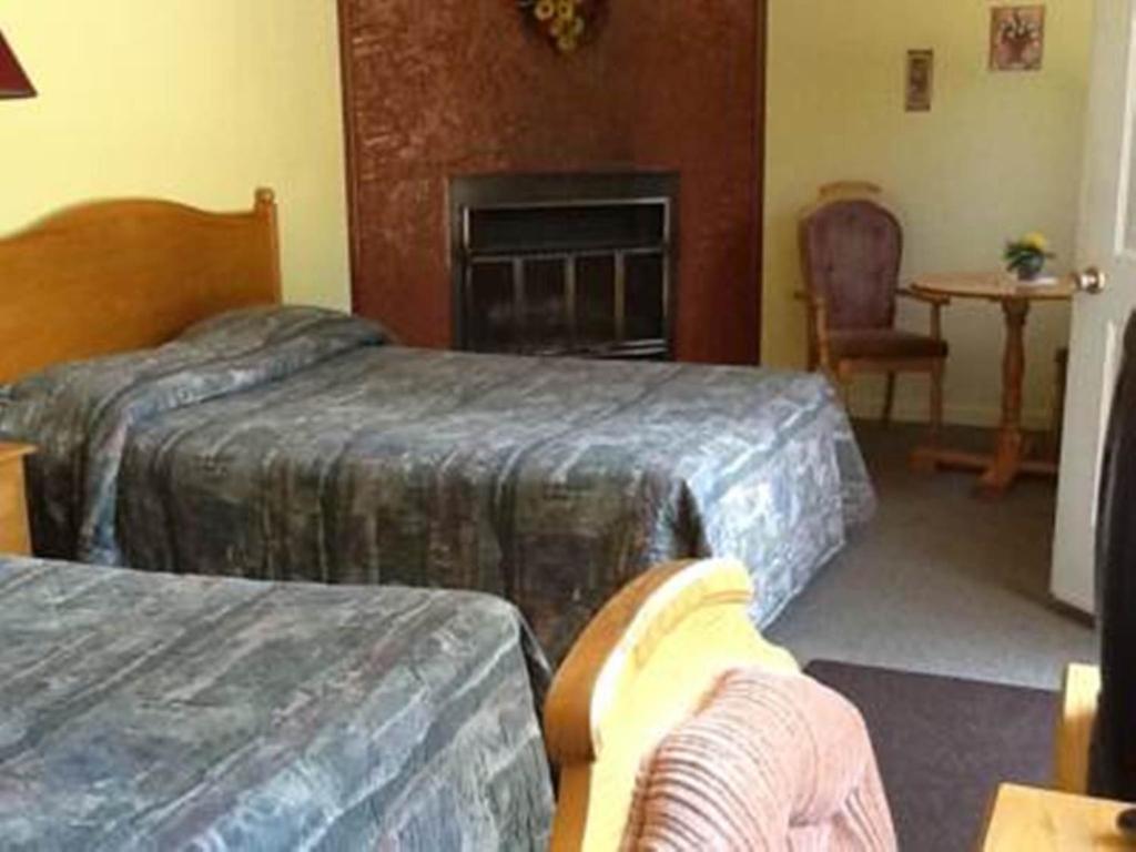 Auberge Mountain View Inn Монт-Тремблант Стая снимка