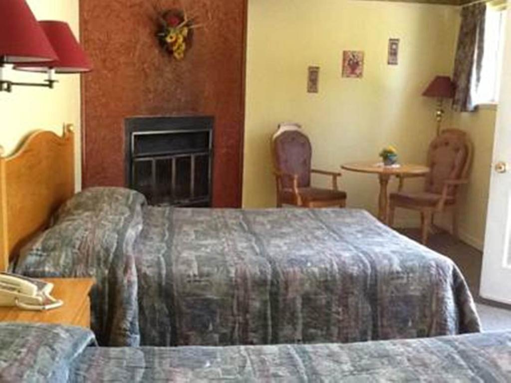Auberge Mountain View Inn Монт-Тремблант Стая снимка